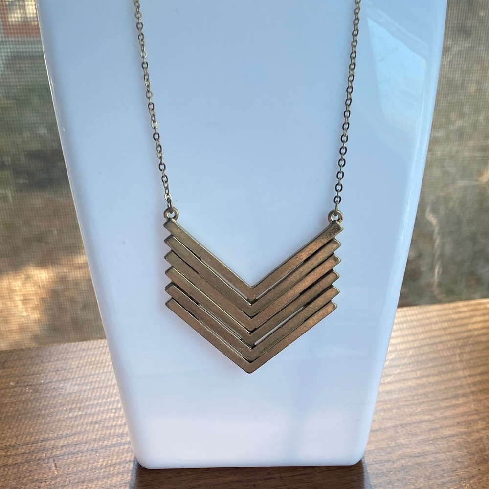 Chevron pendant gold tone fashion Necklace
